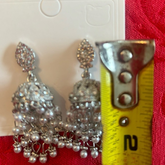 Elegant 304 stainless steel Silver and White Dangle Earrings - Picture 12 of 12